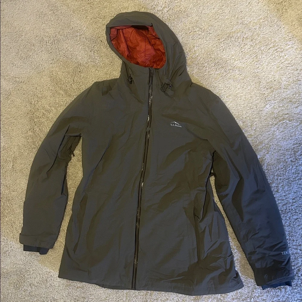 L.L. Bean Women's Jacket - Olive Green with Orange Lining